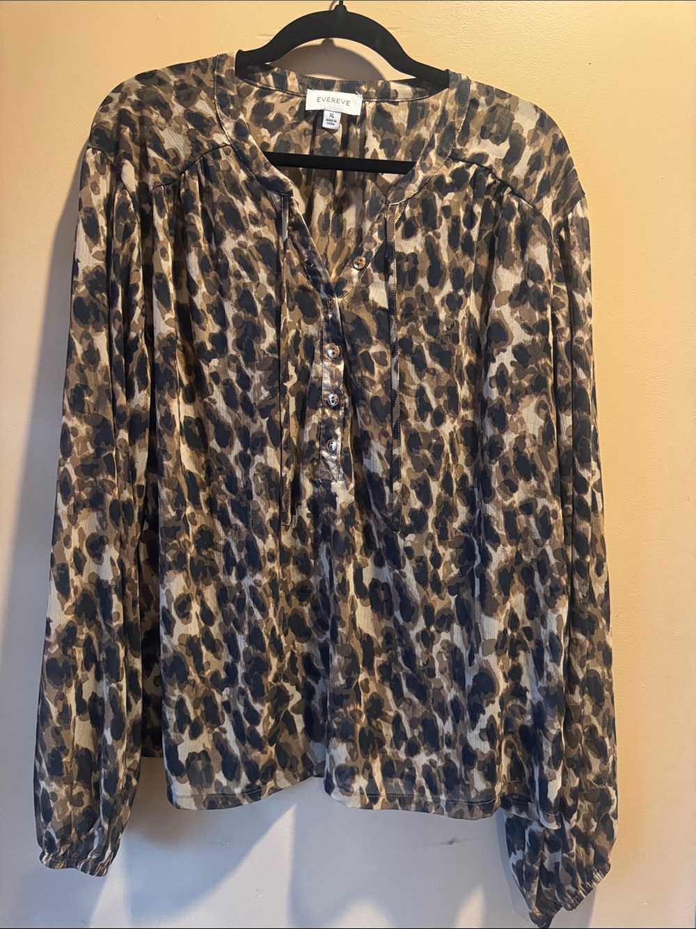 Evereve Animal Print Button-Front Blouse in Brown and Black
